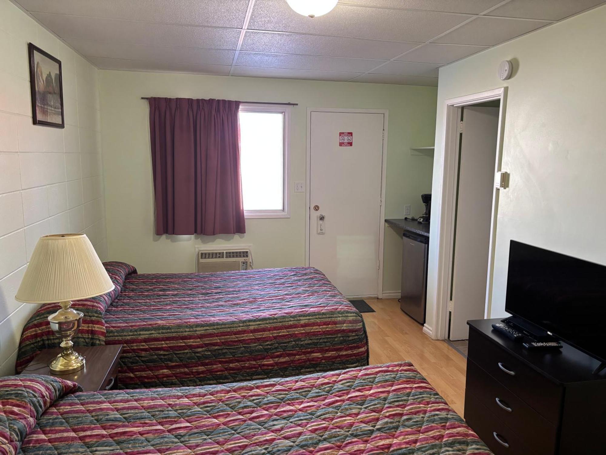 Viking Lamplighter Motel Exterior photo